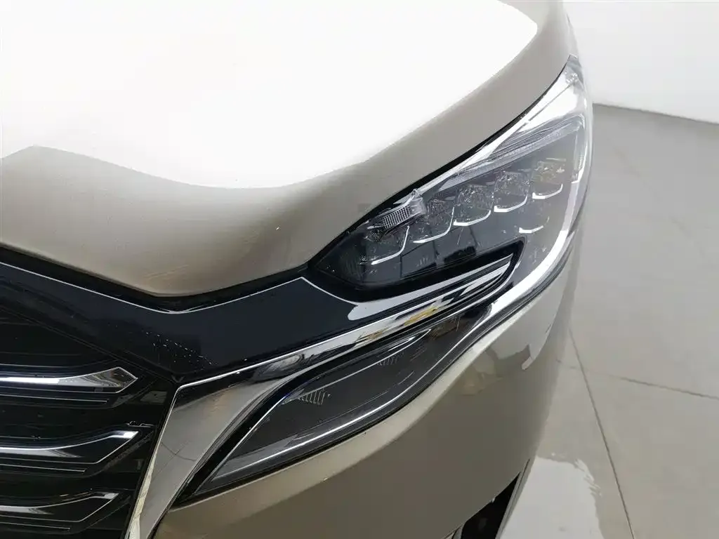 Buick GL8 2024 из CN, фото 3