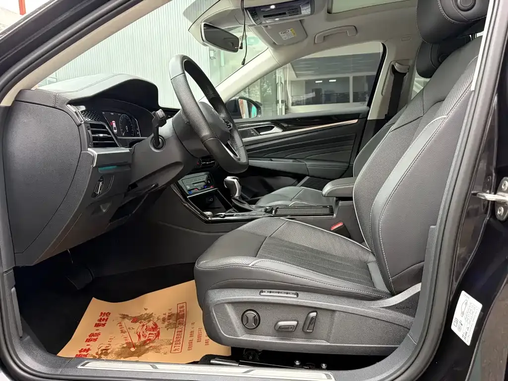 Volkswagen Passat — фото 2