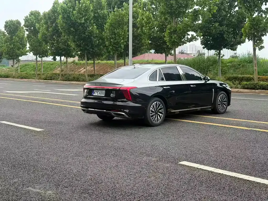 Hongqi H5 2024 из CN, фото 3