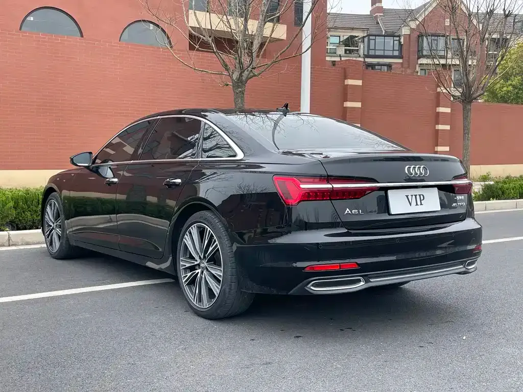 Audi A6L — фото 3