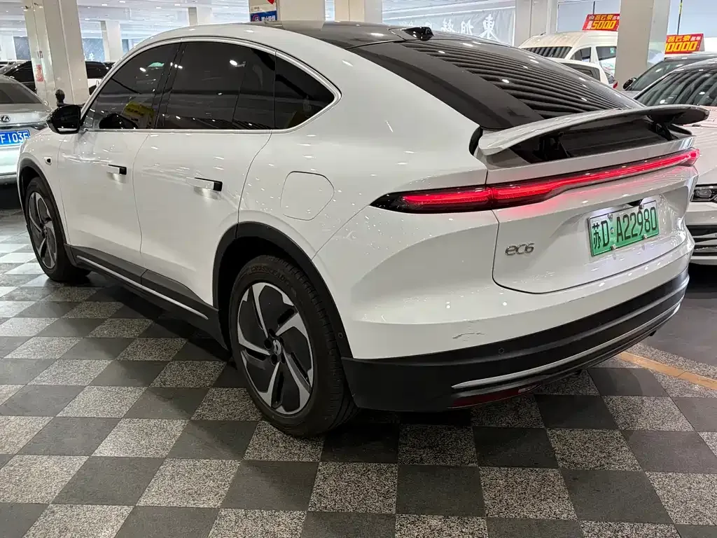 NIO EC6 — фото 7
