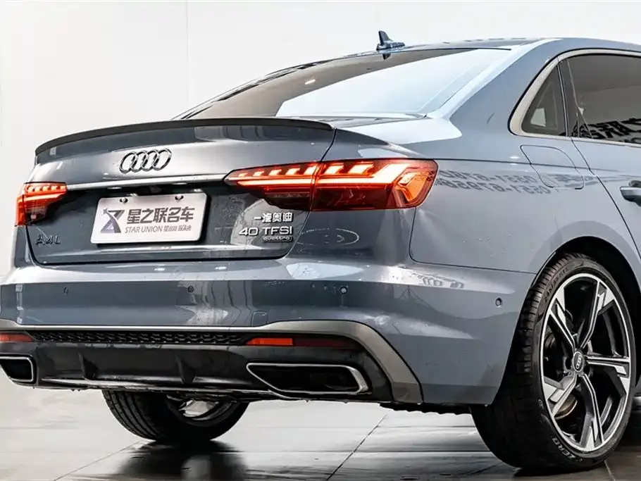 Audi A4L — фото 7