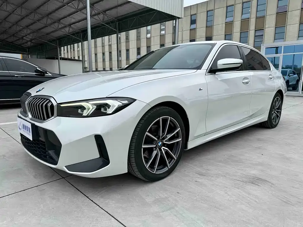 BMW 3 Series — фото 1