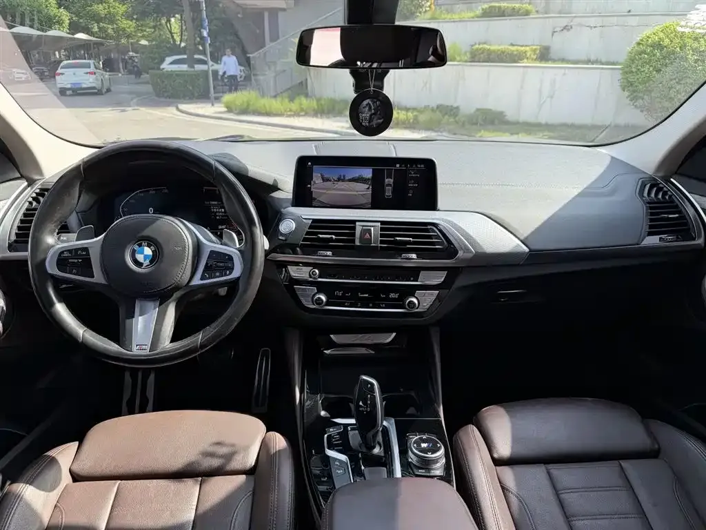 BMW X4 — фото 4