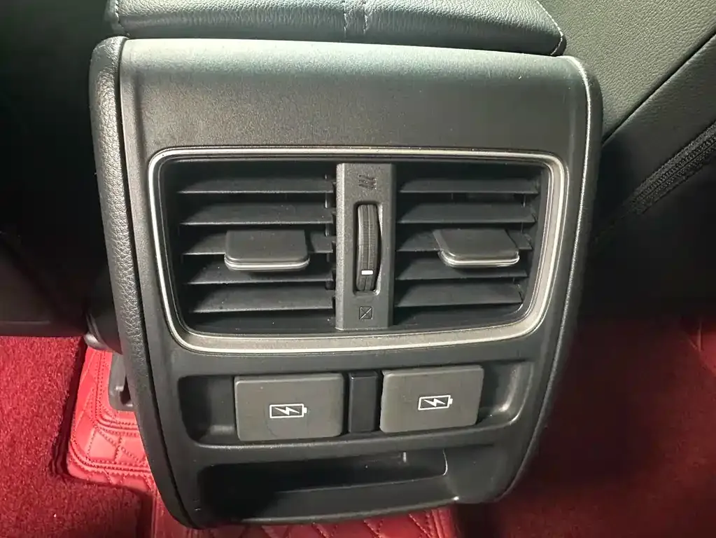 Honda Accord — фото 4