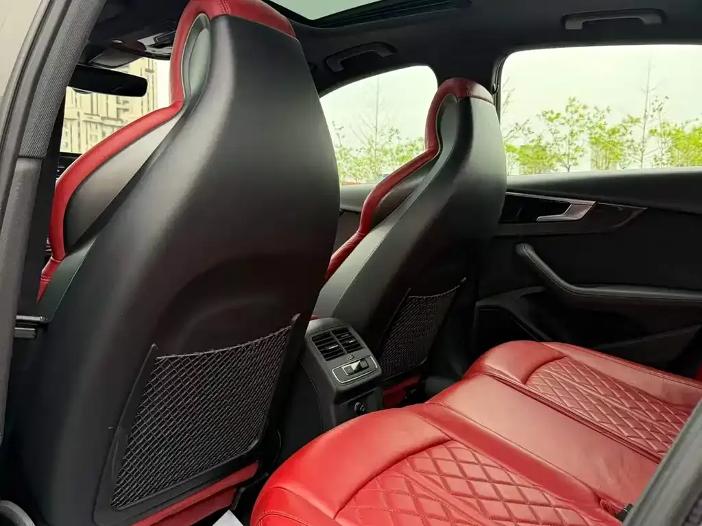 Audi S4 2024 из CN, фото 8