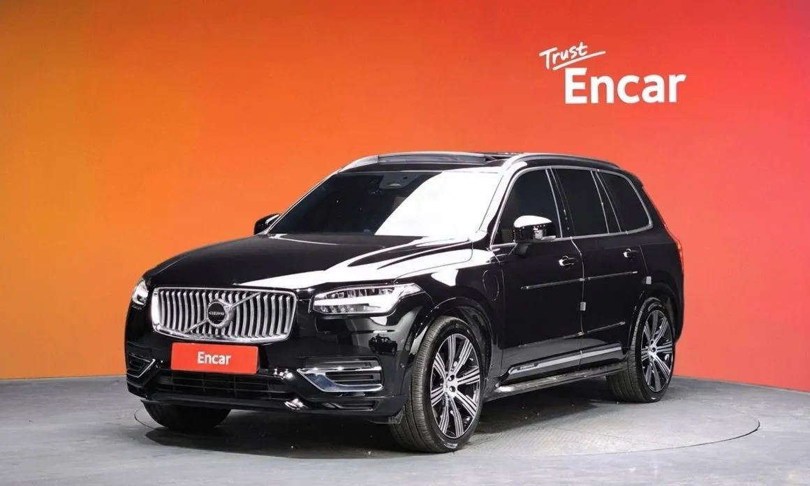 Volvo XC90 — фото 1