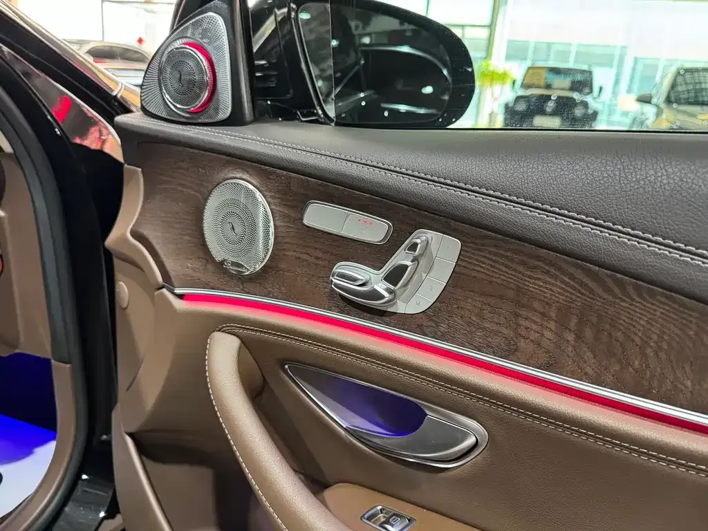 Mercedes-Benz E-Class 2022 из CN, фото 2