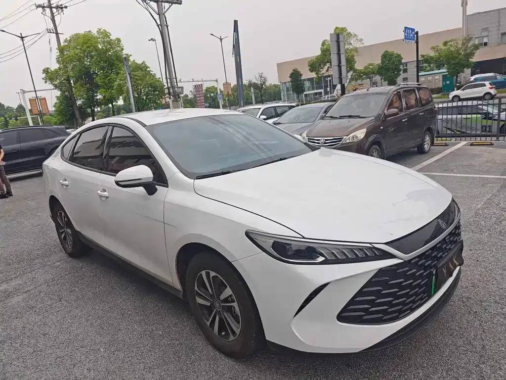 BYD Qin PLUS — фото 5