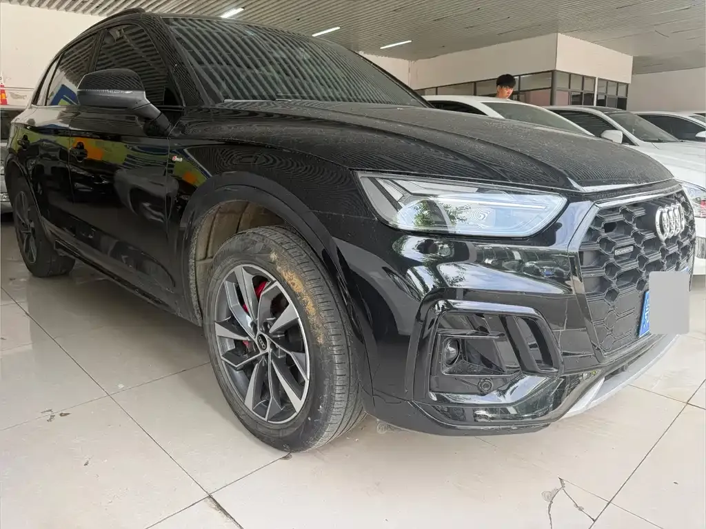 Audi Q5L 2024 из CN, фото 1