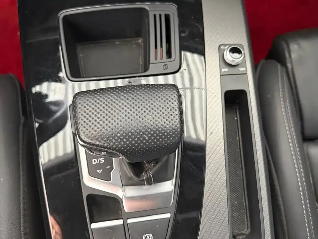 Audi Q5L 2024 из CN, фото 7