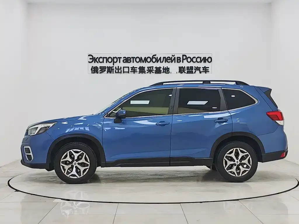 Subaru Forester — фото 10