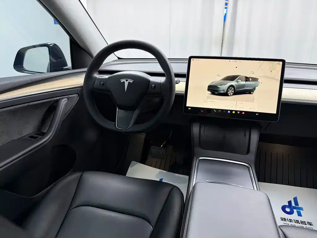 Tesla Model Y 2023 из CN, фото 3