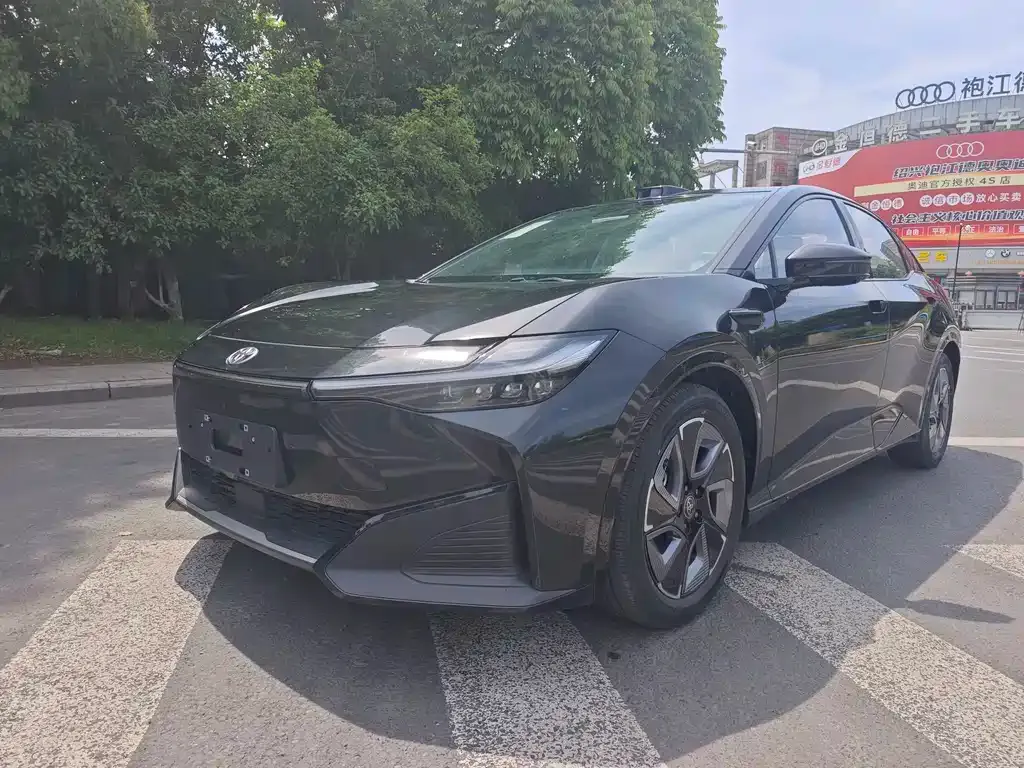 Toyota bZ3