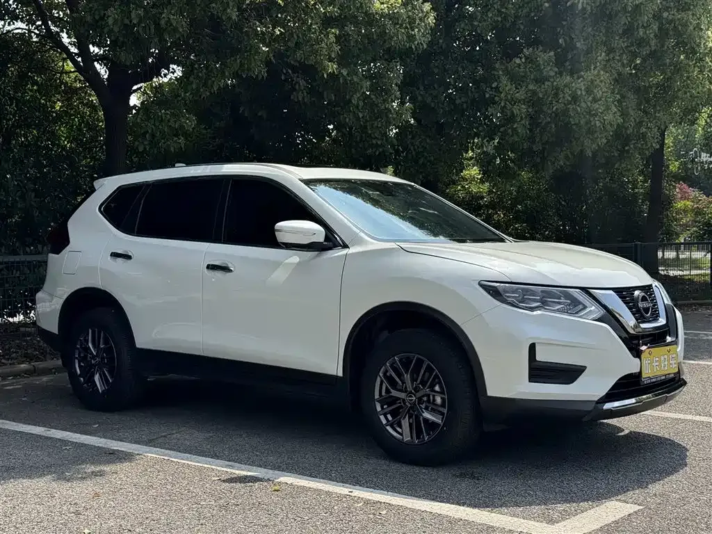 Nissan X-Trail — фото 6