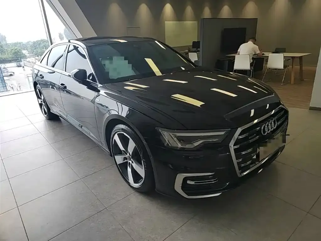 Audi A6L — фото 6