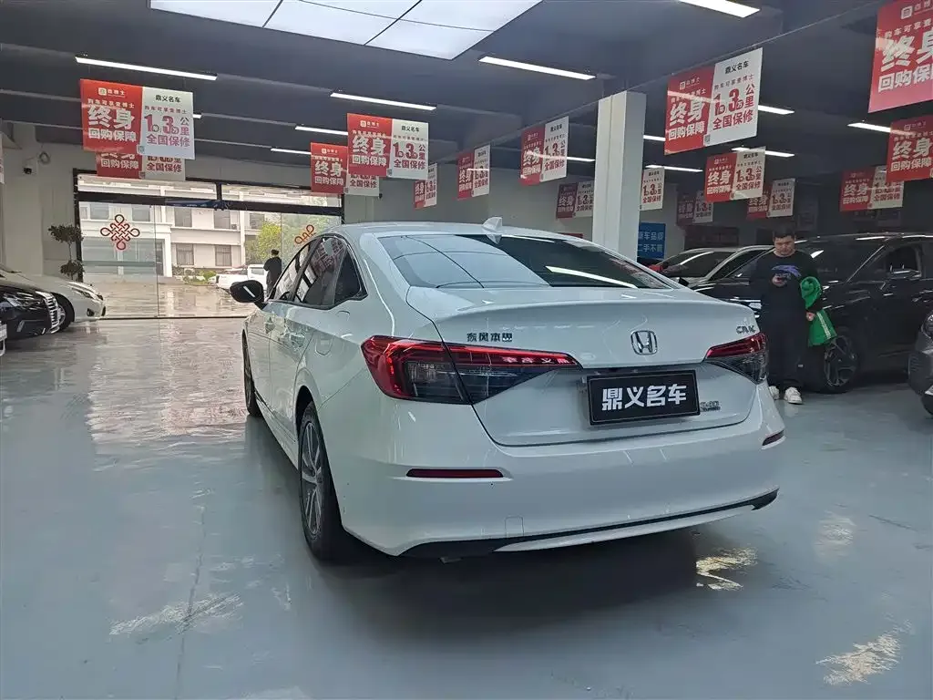 Honda Civic — фото 9