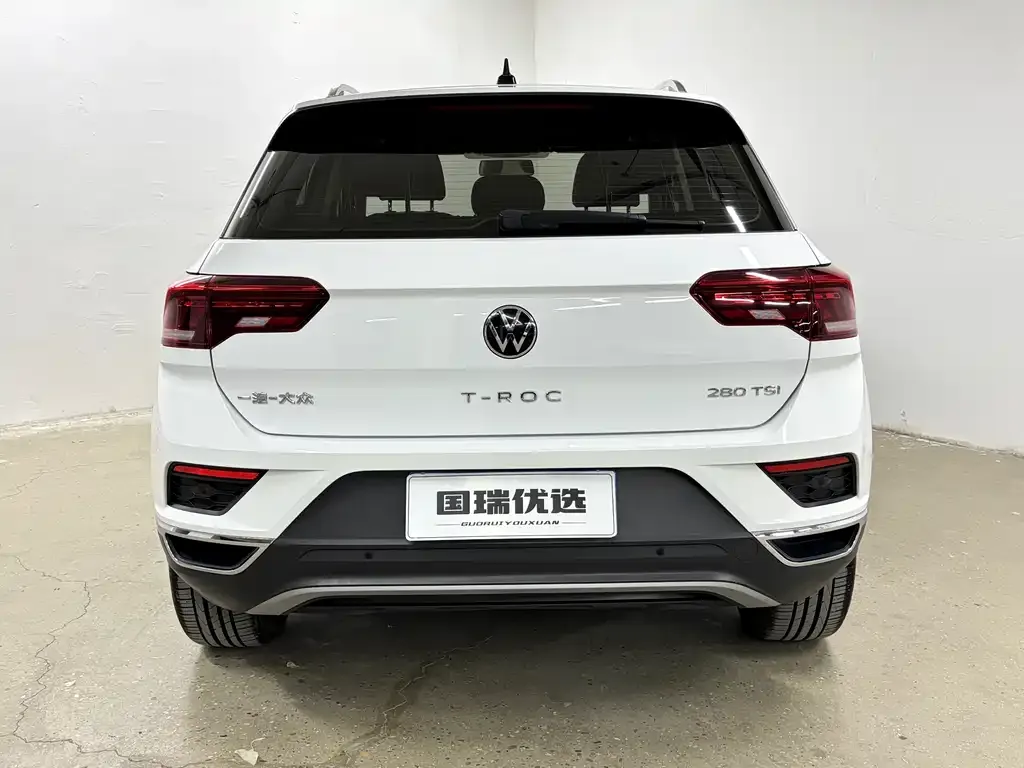 Volkswagen T-Roc — фото 5