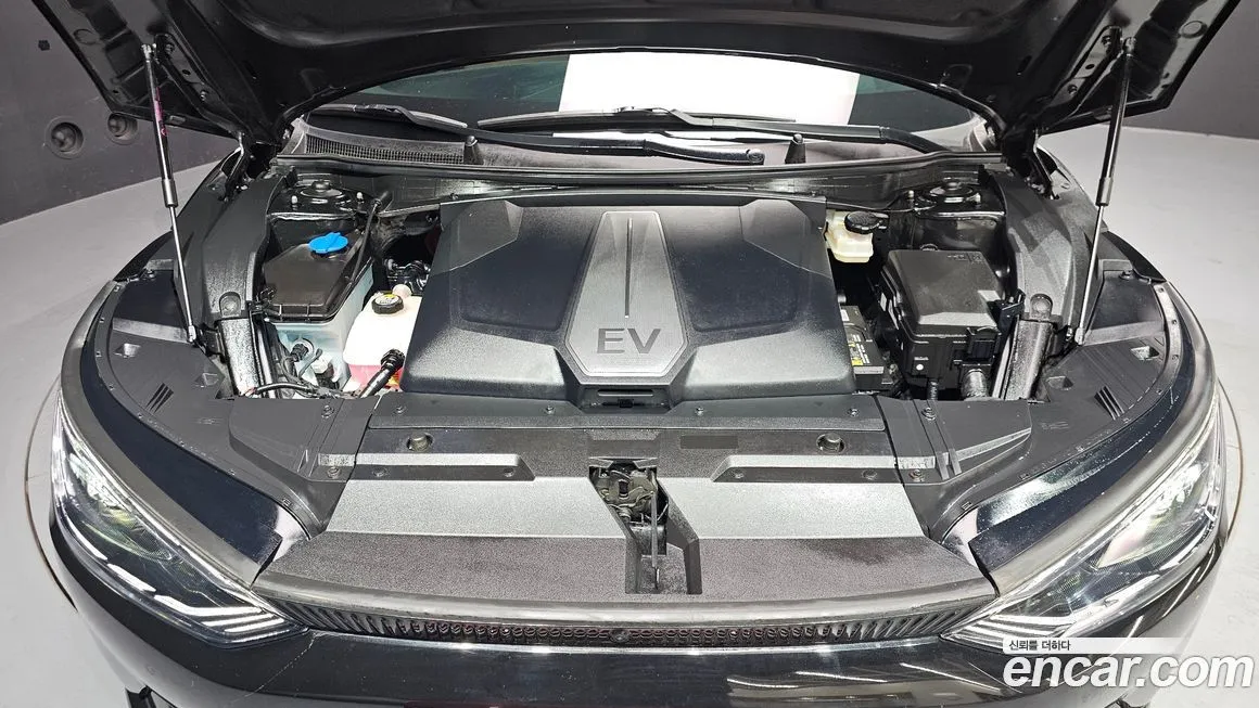 Kia EV6 2023 из KR, фото 5