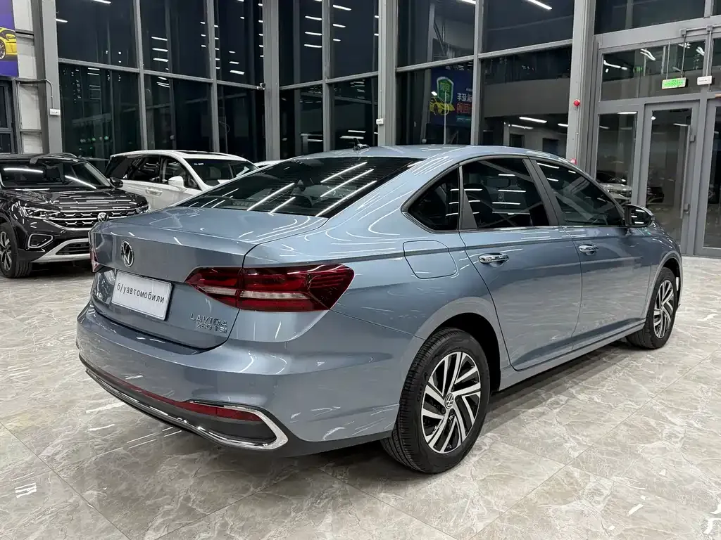 Volkswagen Lavida 2023 из CN, фото 6