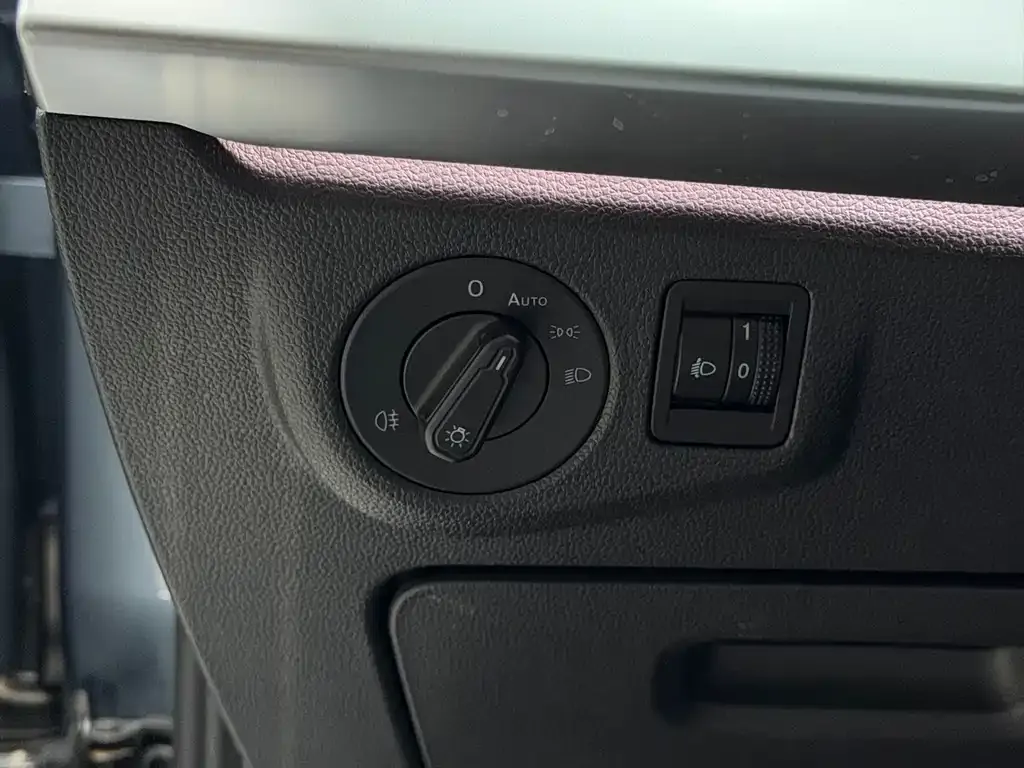 Volkswagen Lavida 2023 из CN, фото 9