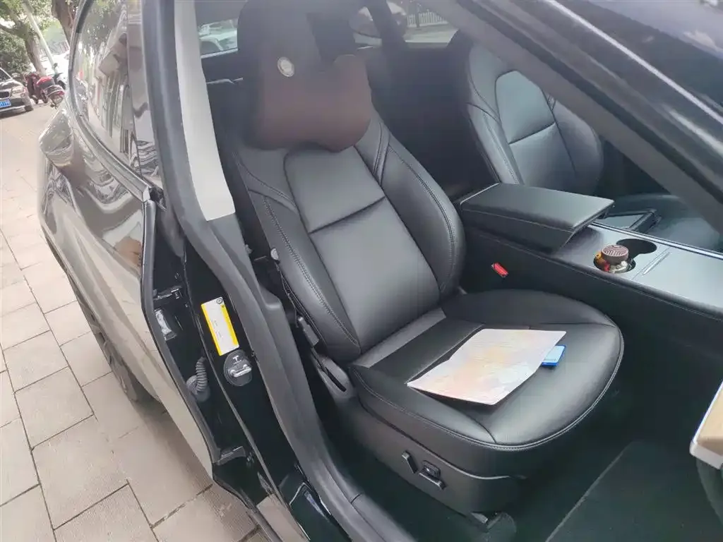 Tesla Model Y 2022 из CN, фото 8
