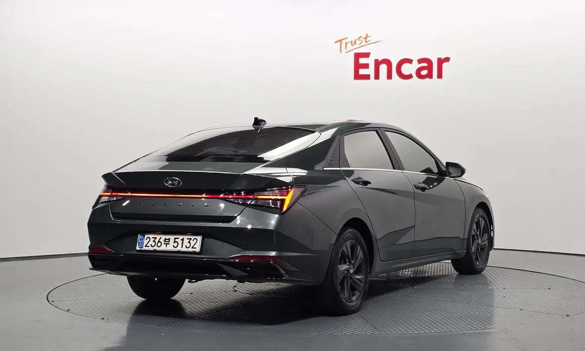 Hyundai AVANTE 2021 из KR, фото 3
