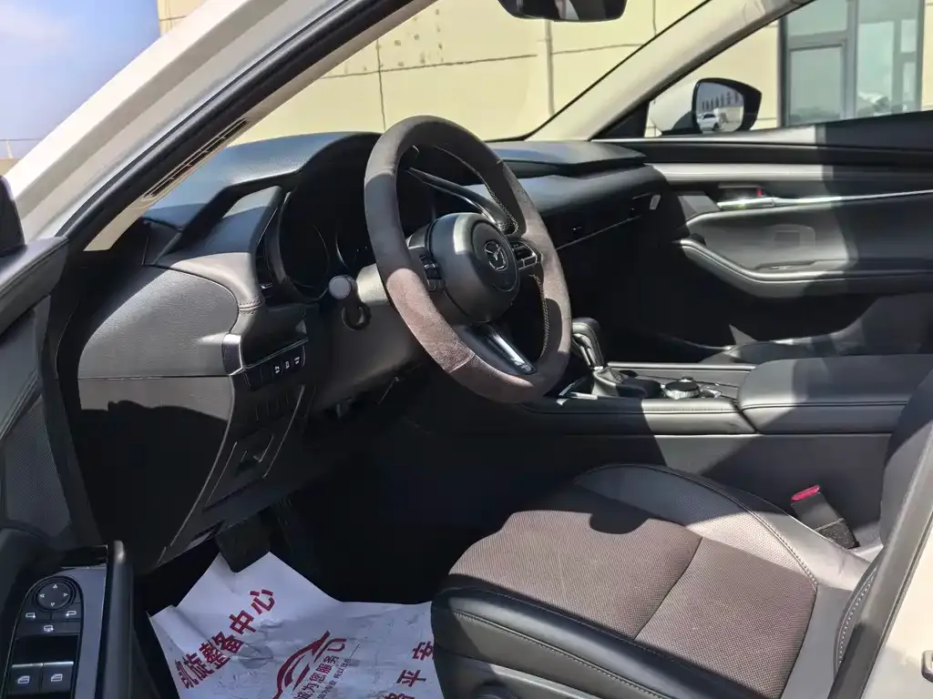Mazda 3 Axela 2021 из CN, фото 8