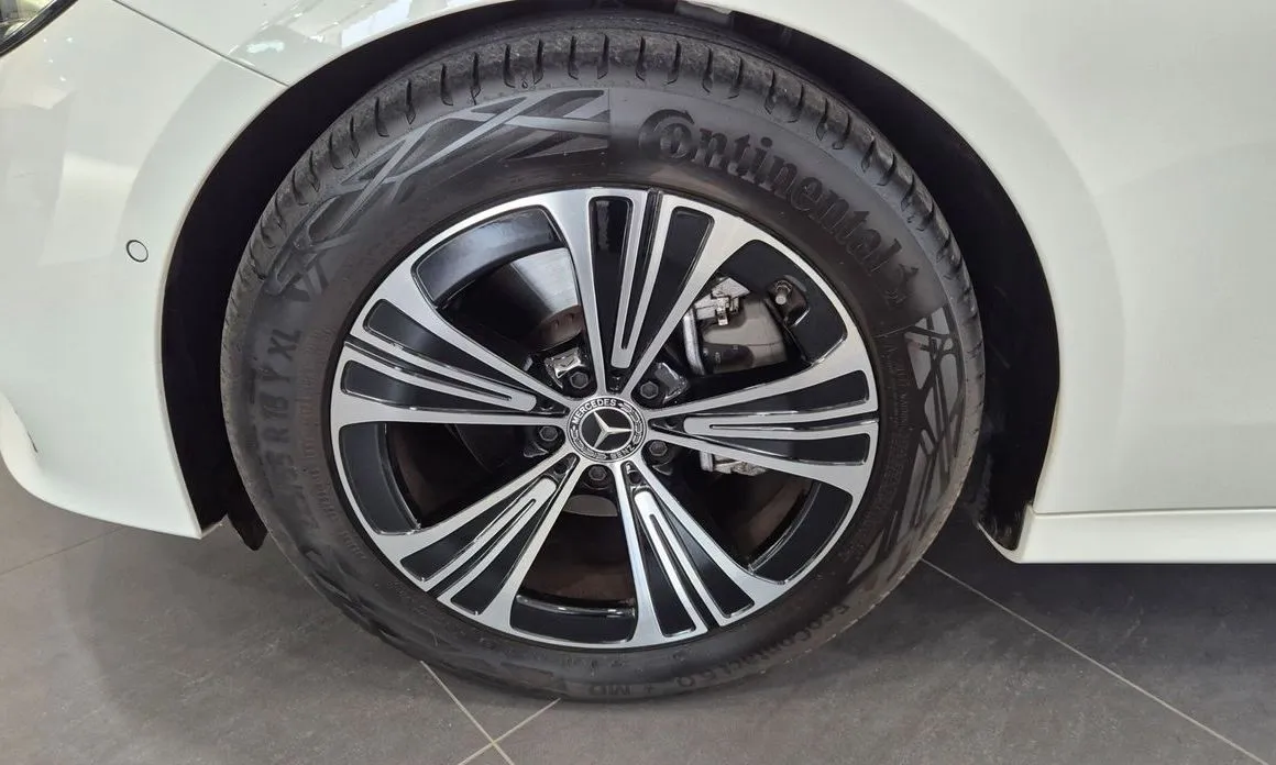 Mercedes-Benz E-Class 2025 из KR, фото 6