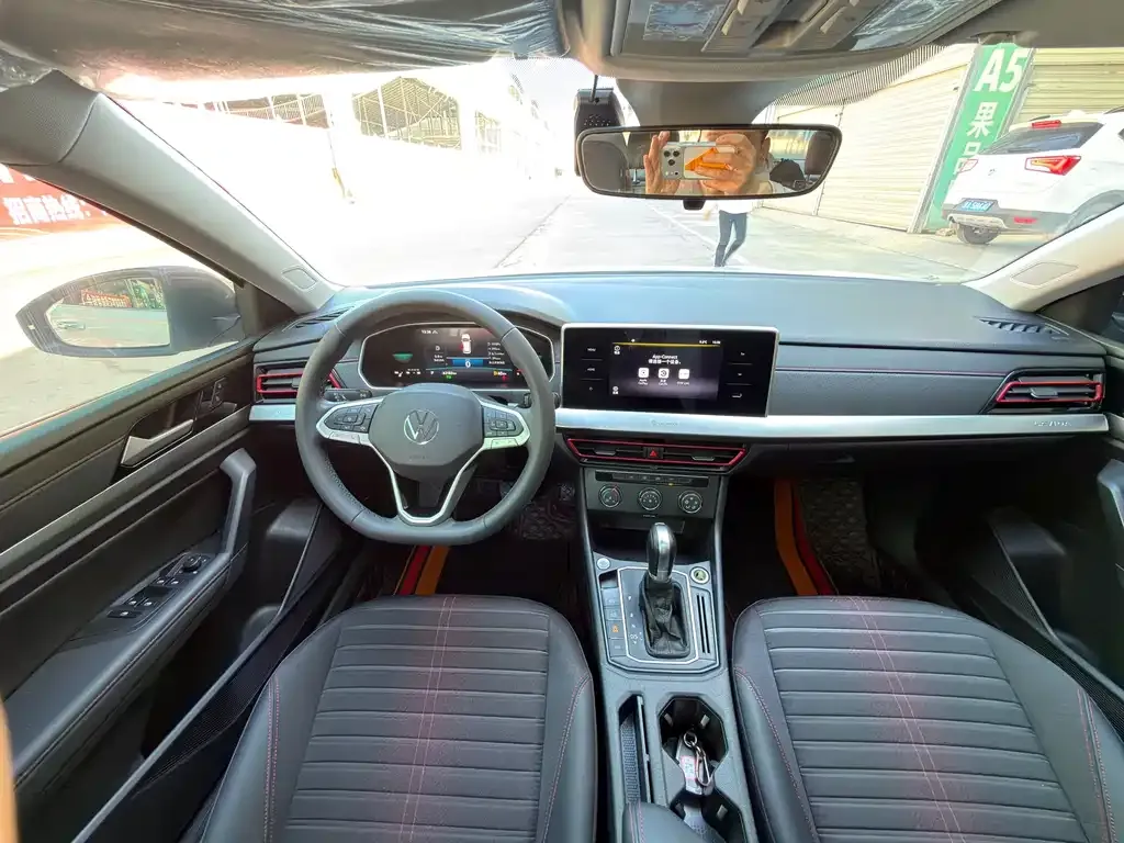 Volkswagen Lavida 2023 из CN, фото 2
