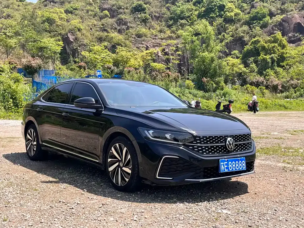 Volkswagen Passat 2022 из CN, фото 7