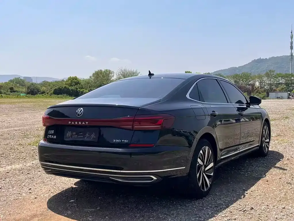 Volkswagen Passat 2022 из CN, фото 9