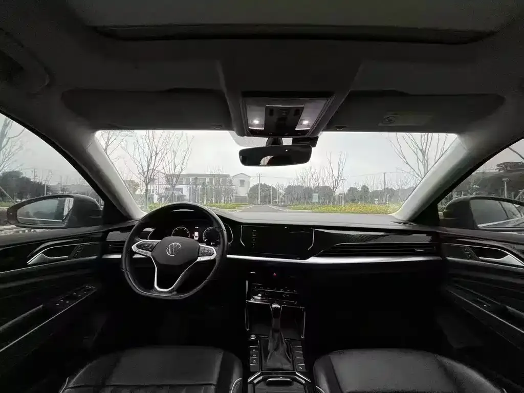Volkswagen Passat 2022 из CN, фото 2