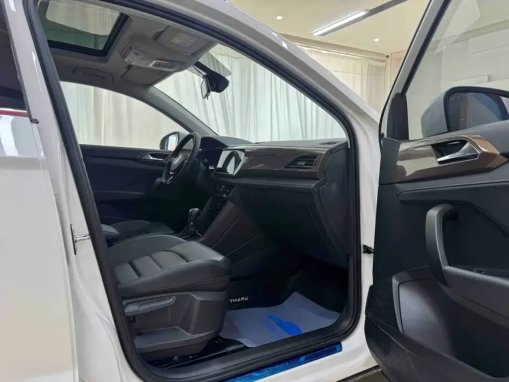 Volkswagen Tharu 2021 из CN, фото 5