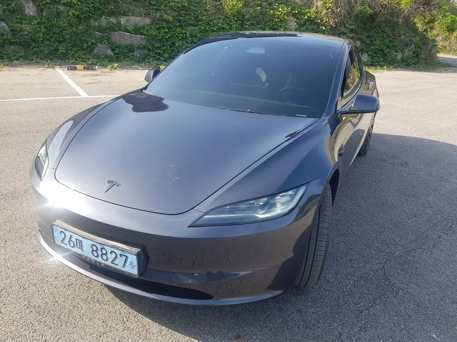 Tesla Model 3 — фото 1