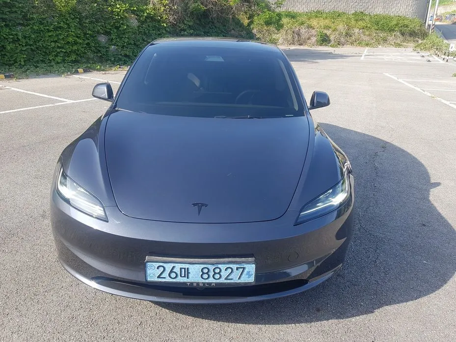 Tesla Model 3 — фото 10