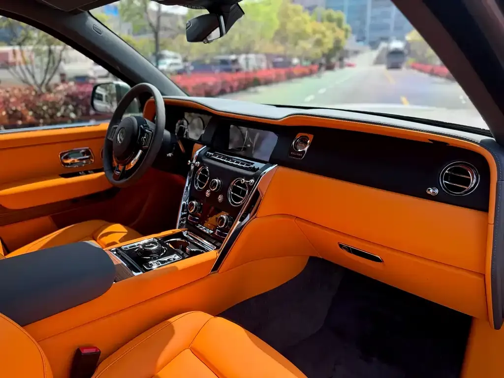 Rolls-Royce Cullinan 2023 из CN, фото 5