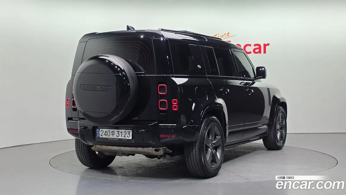 Land Rover Defender 2024 из KR, фото 8