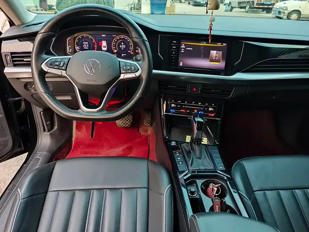 Volkswagen Passat 2022 из CN, фото 9