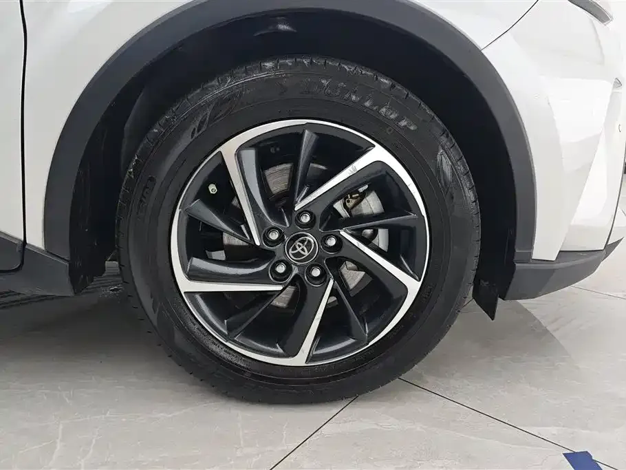 Toyota C-HR 2024 из CN, фото 5