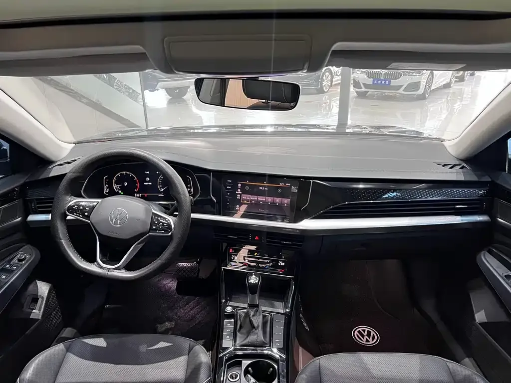 Volkswagen Passat — фото 2