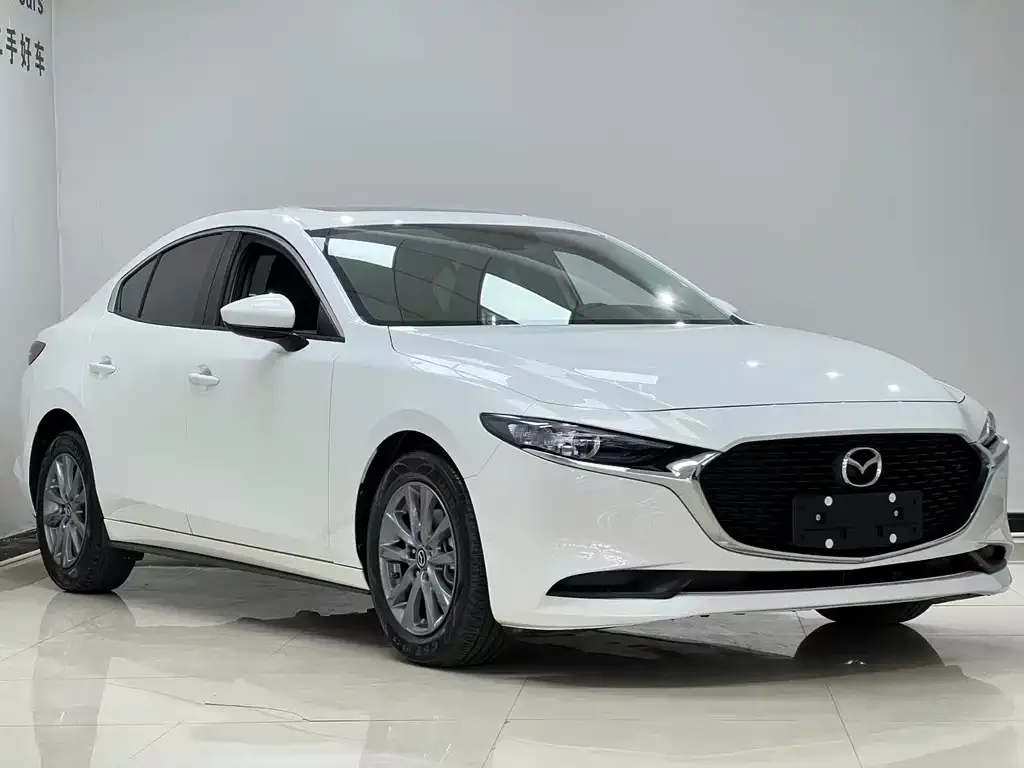 Mazda 3 Axela 2022 из CN, фото 4