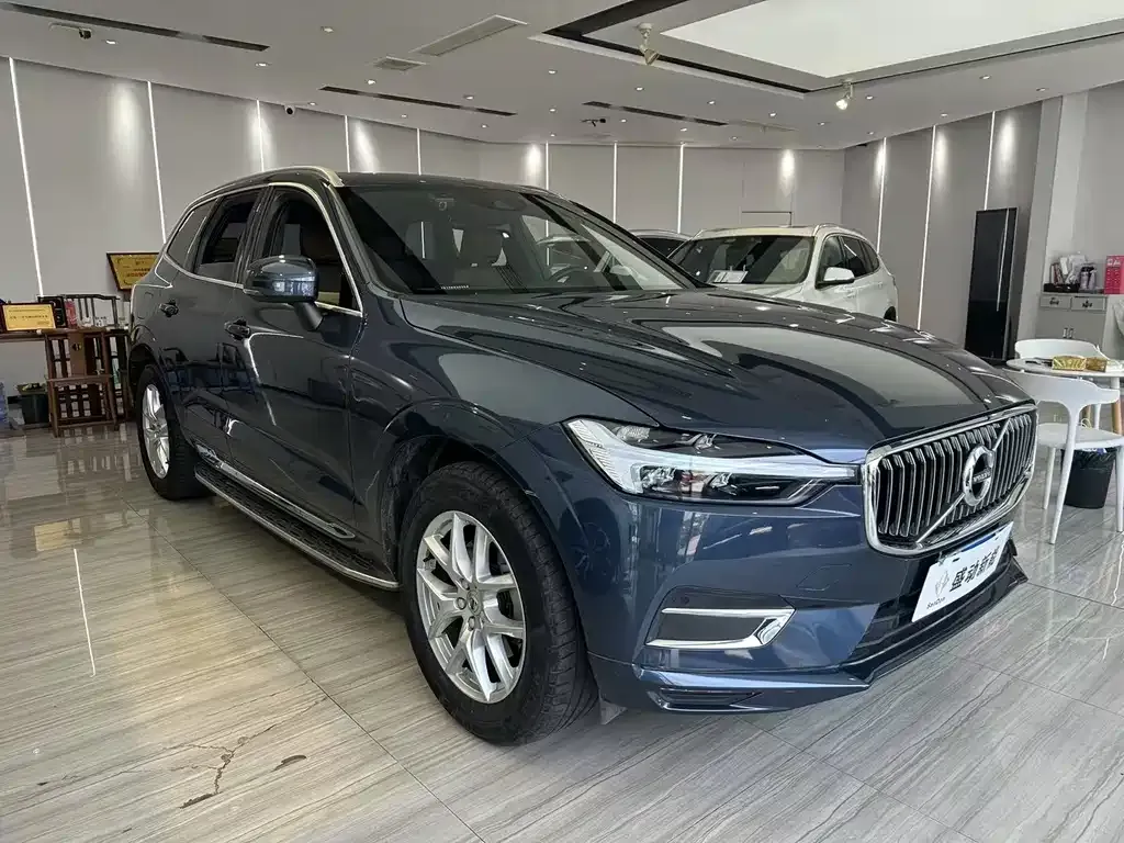 Volvo XC60 2021 из CN, фото 5