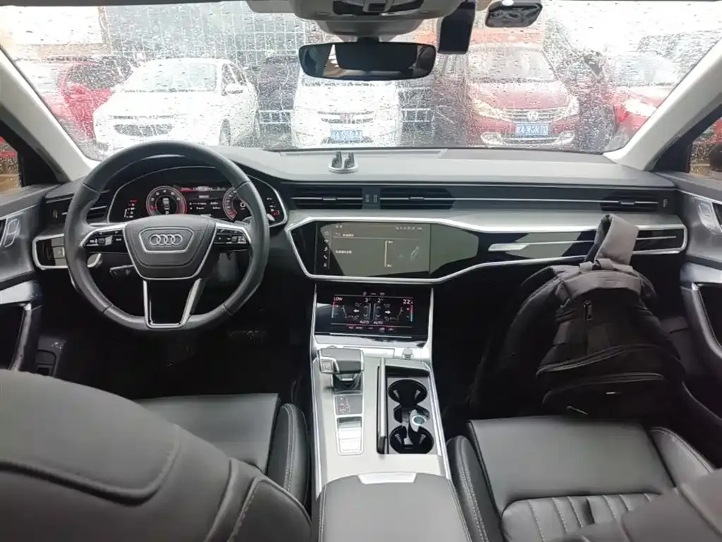 Audi A6L 2023 из CN, фото 10