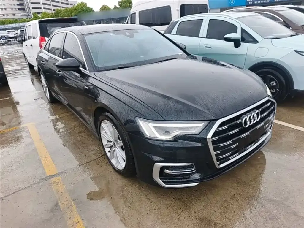 Audi A6L 2023 из CN, фото 4
