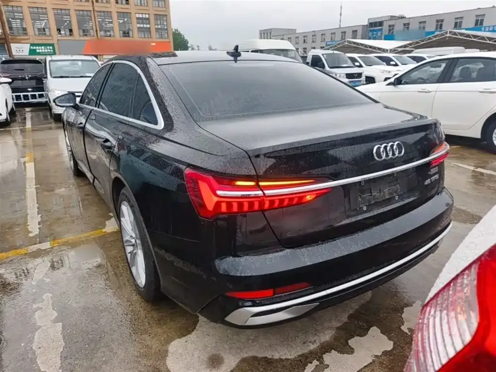 Audi A6L 2023 из CN, фото 5