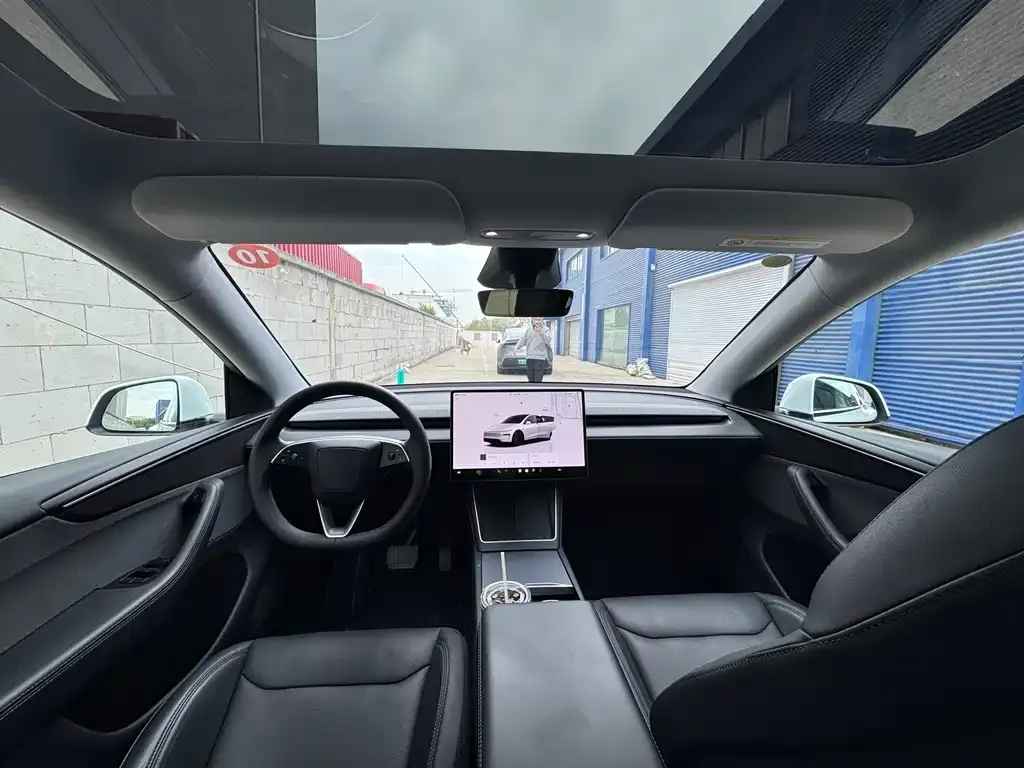 Tesla Model Y 2025 из CN, фото 10