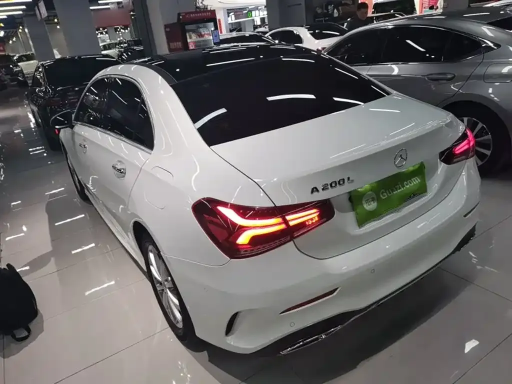 Mercedes-Benz A-Class — фото 8