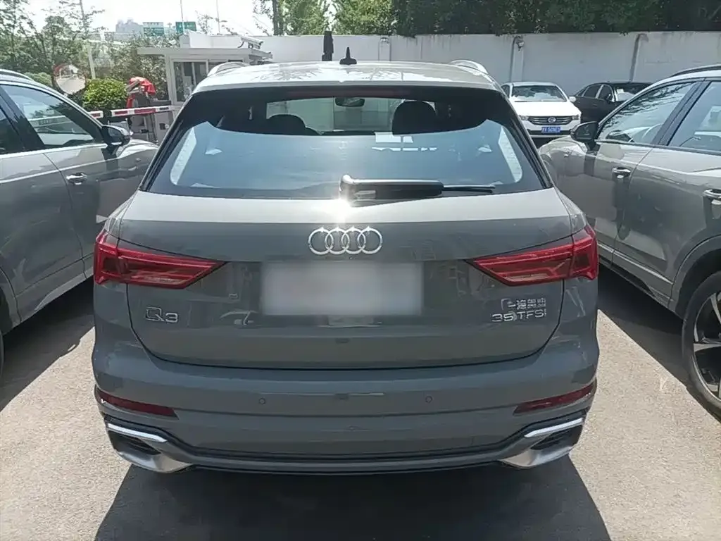 Audi Q3 2024 из CN, фото 6