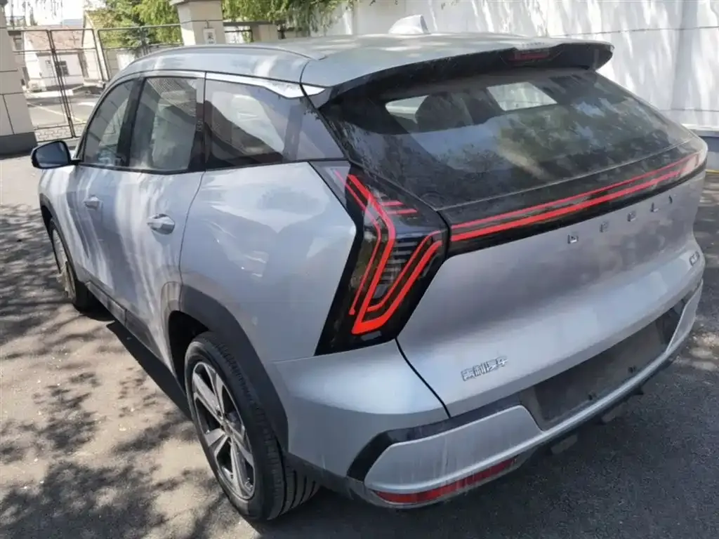 Geely Boyue L — фото 4